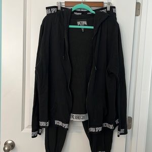VS black sweatsuit size XL